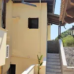 Tsonos Apartament