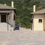 아파트 Tsonos