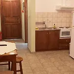 Apartament Tsonos